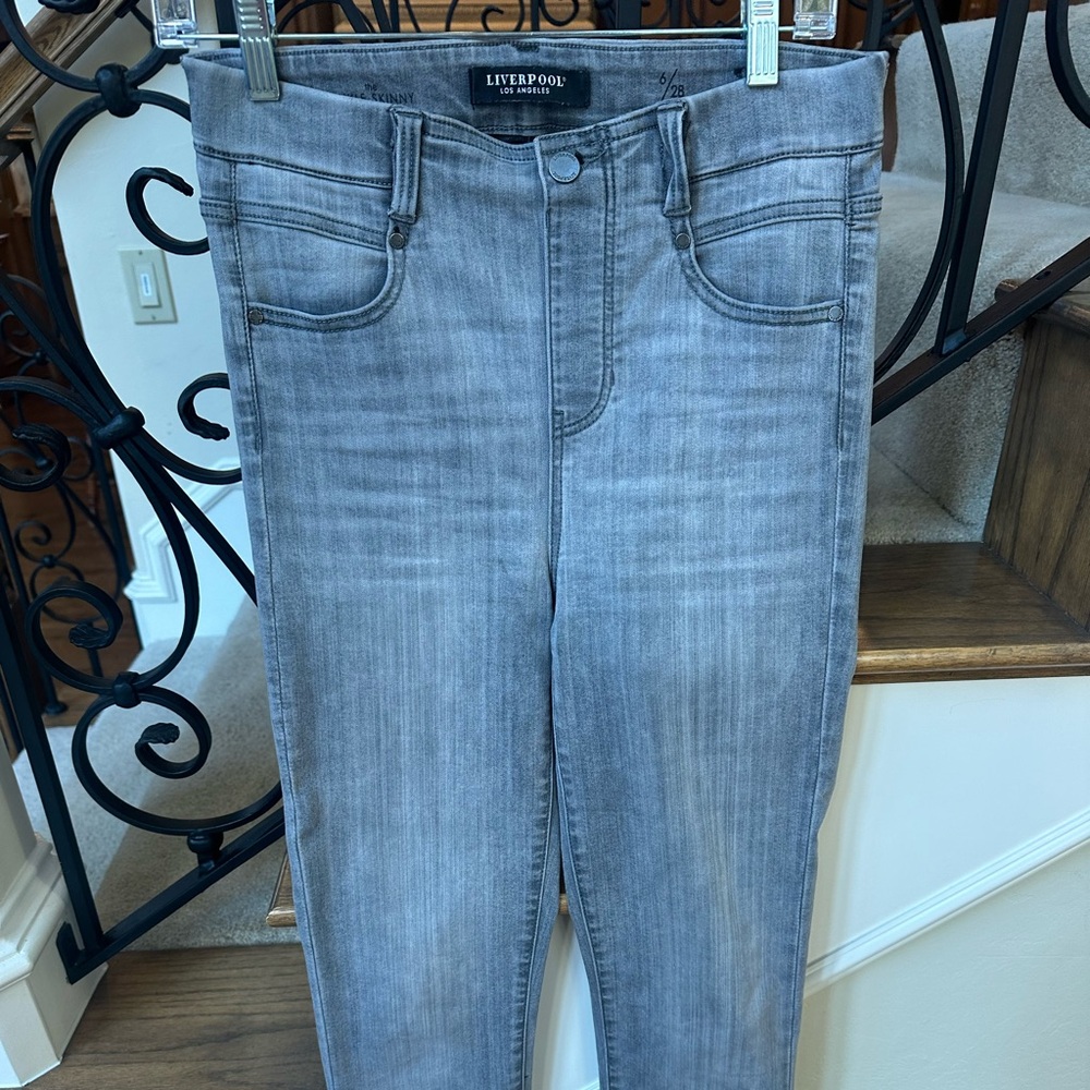 Liverpool denim skinny jeans, women’s size 6
